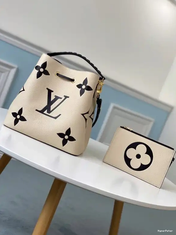 LOUIS VUITTON NÉONOÉ 0514